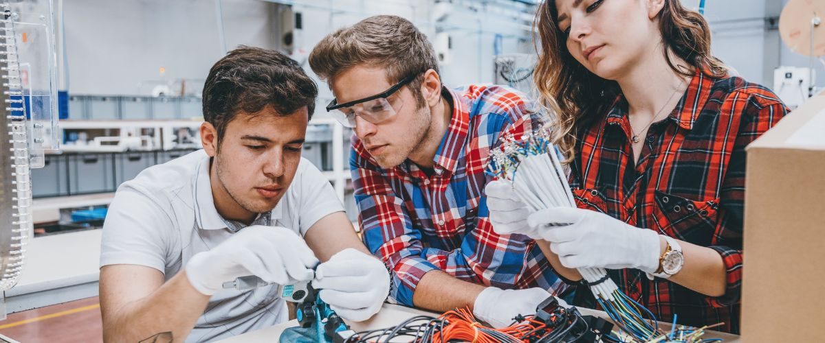 metiers qui recrutent dans l'industrie2